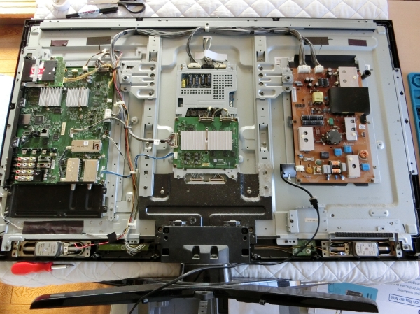 東芝 レグザ Z1の修理 – とりあえずブログ